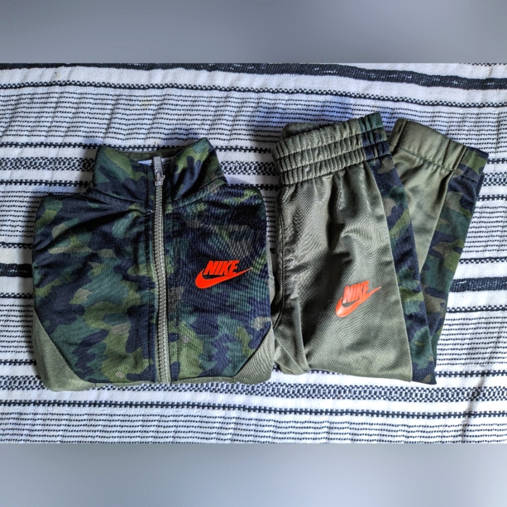 Nike Tracksuit